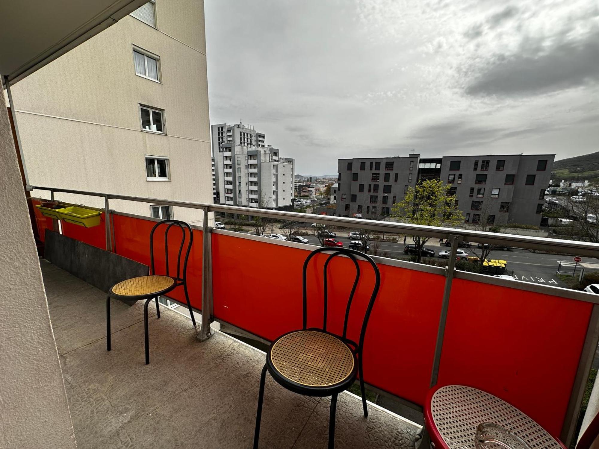 Le Charmant 18, Studio proche de toutes commodités Clermont-Ferrand Extérieur photo