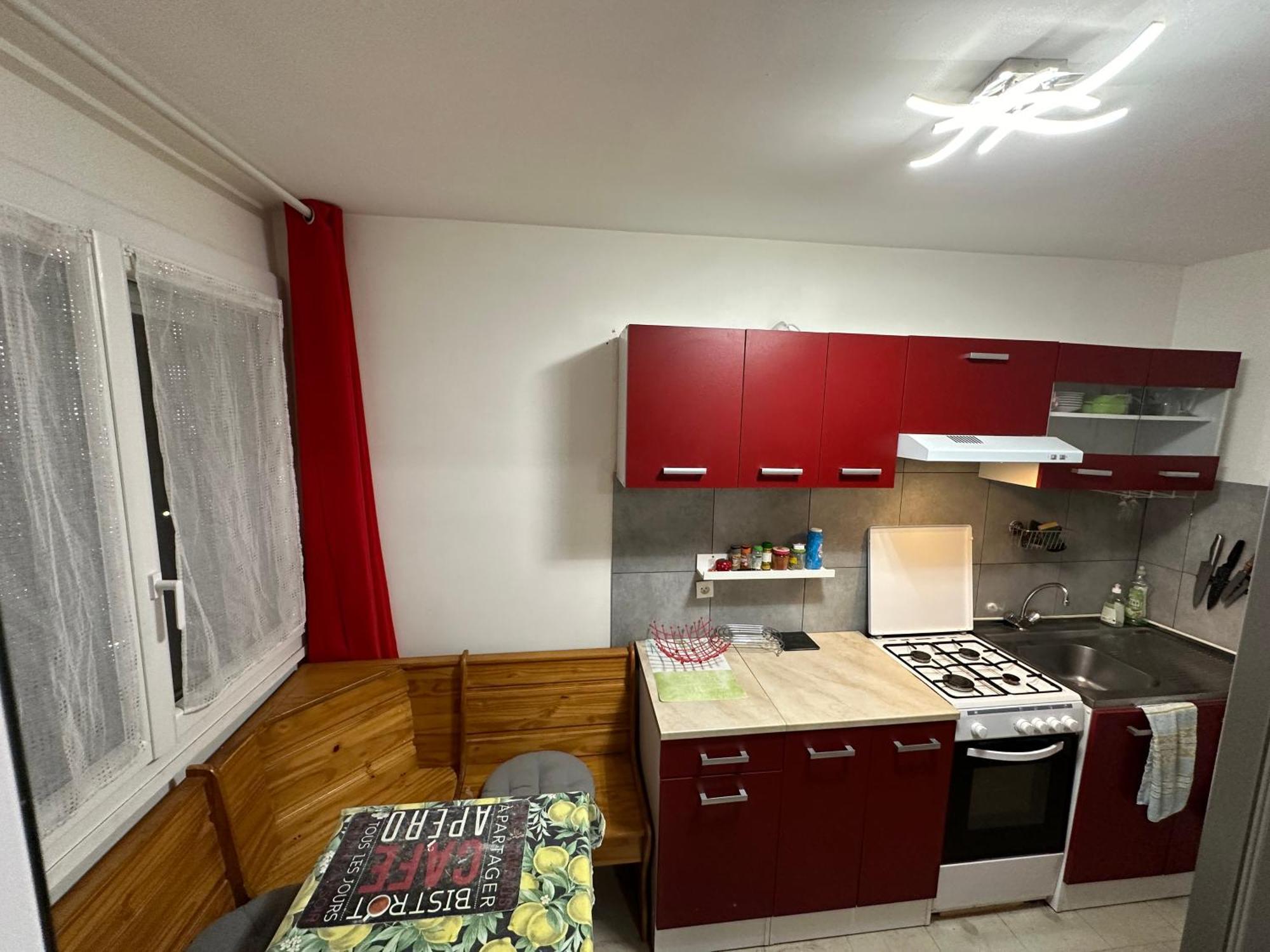 Le Charmant 18, Studio proche de toutes commodités Clermont-Ferrand Extérieur photo